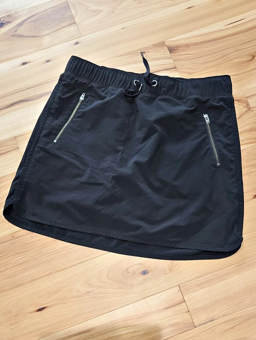 Athleta Momentum Skort Black Size Small